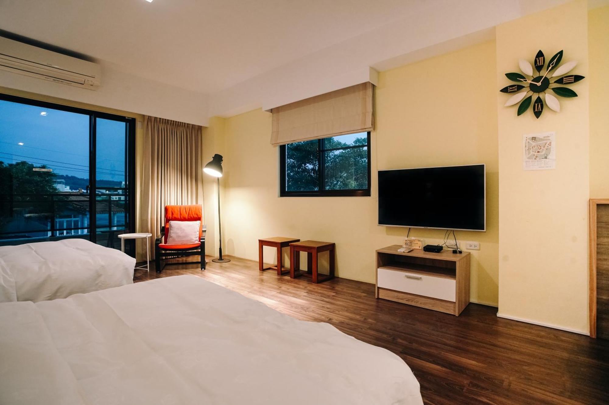 Sunny Sky Homestay Yujing Екстериор снимка